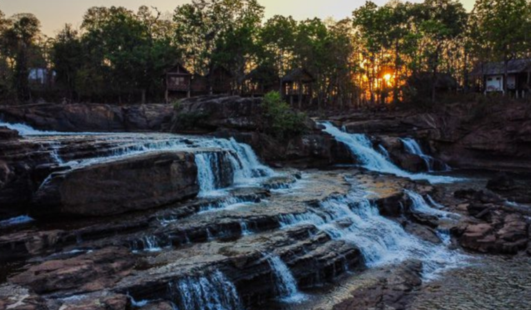 Comment découvrir le plateau des Bolovens au Laos | Guide complet