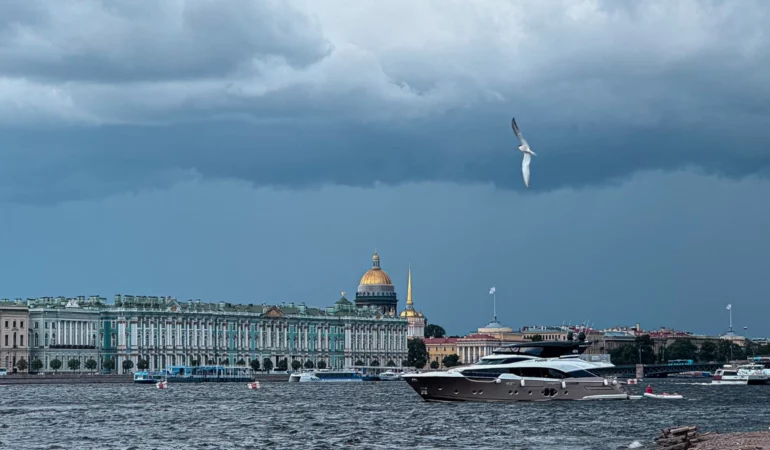 Voyager en Russie en 2026 : Toutes les infos en évitant l&rsquo;avion