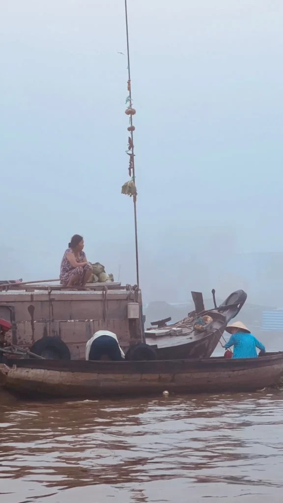 vietnam-delta-du-mekong-can-tho-marche-flottant